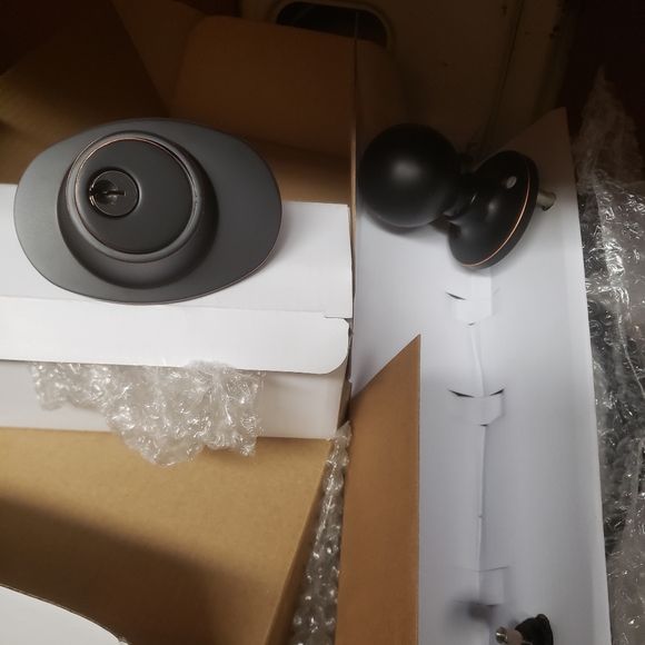 Security hardware - Picture 2 of 3